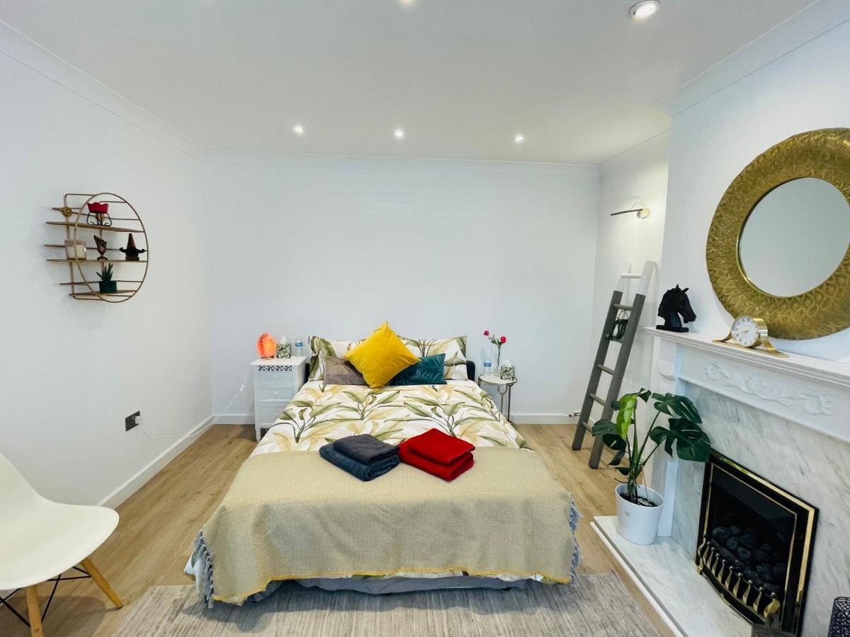 Rooms In A Beautiful House With Free On St Parking Brighton Kültér fotó